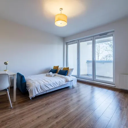Pelikan Riverside With Apartamento *