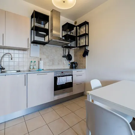 Pelikan Riverside With Apartment Poznan