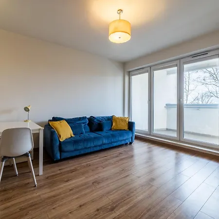 Pelikan Riverside With Апартаменты Познань
